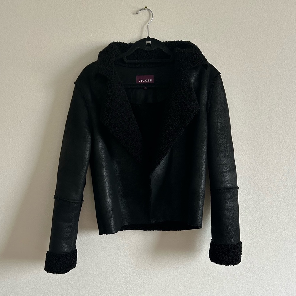 🌸DONATING 10/3🌸 Vigoss Black Shearling Jacket
